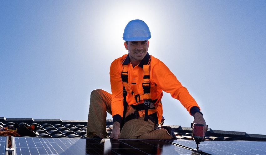 Installasjon-av-solceller-1